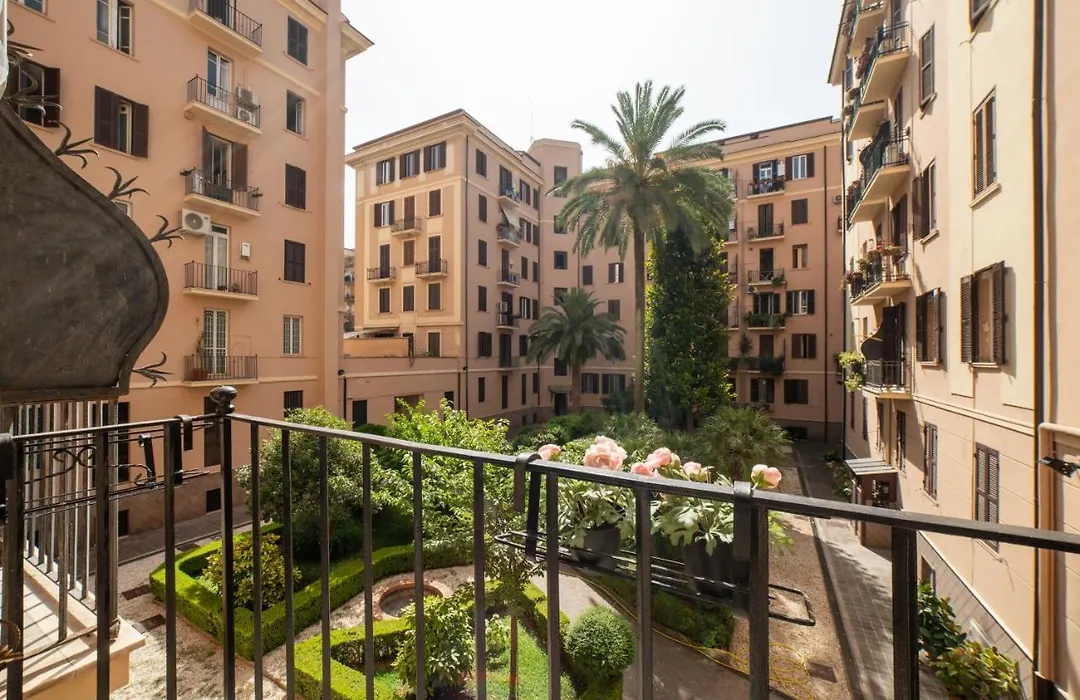 Appia96 Apartments-1